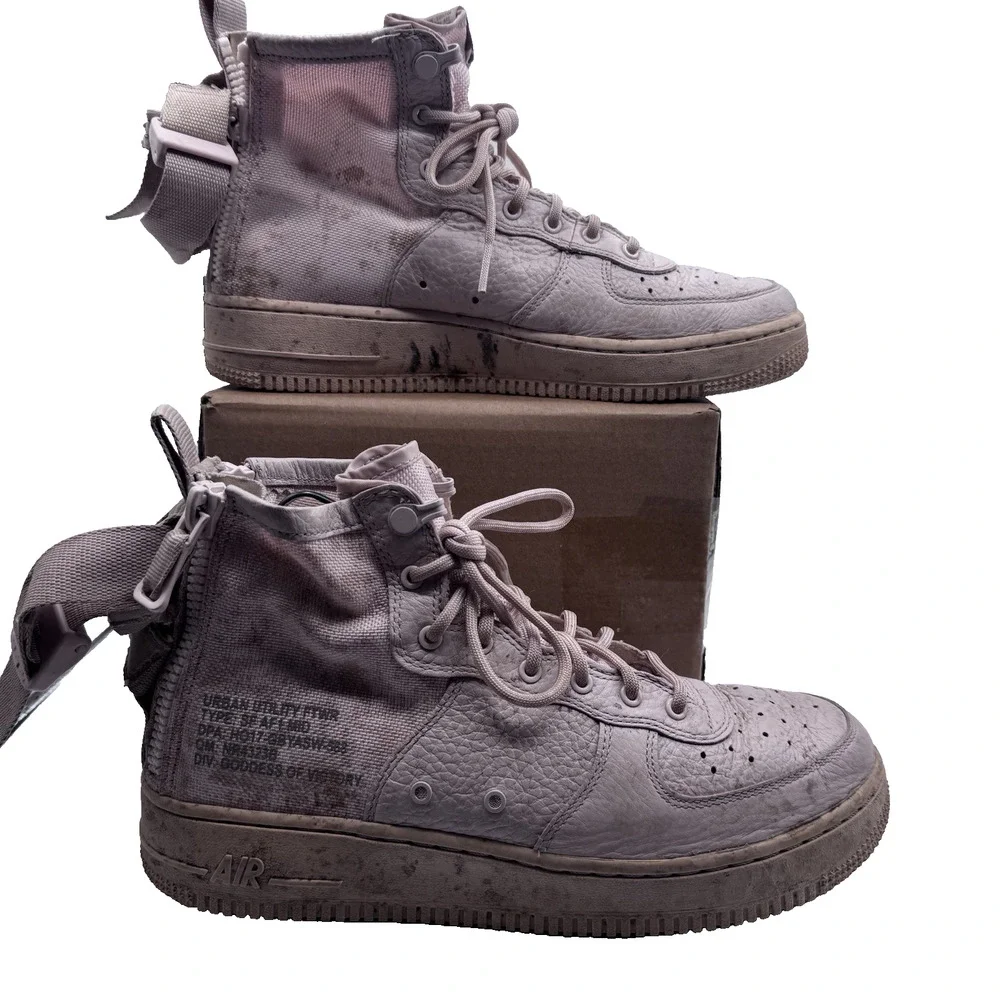 Nike SF Air Force 1 Mid Pink Leather Utility Sneakers Girl’s Sz 7/Women’s 8.5
